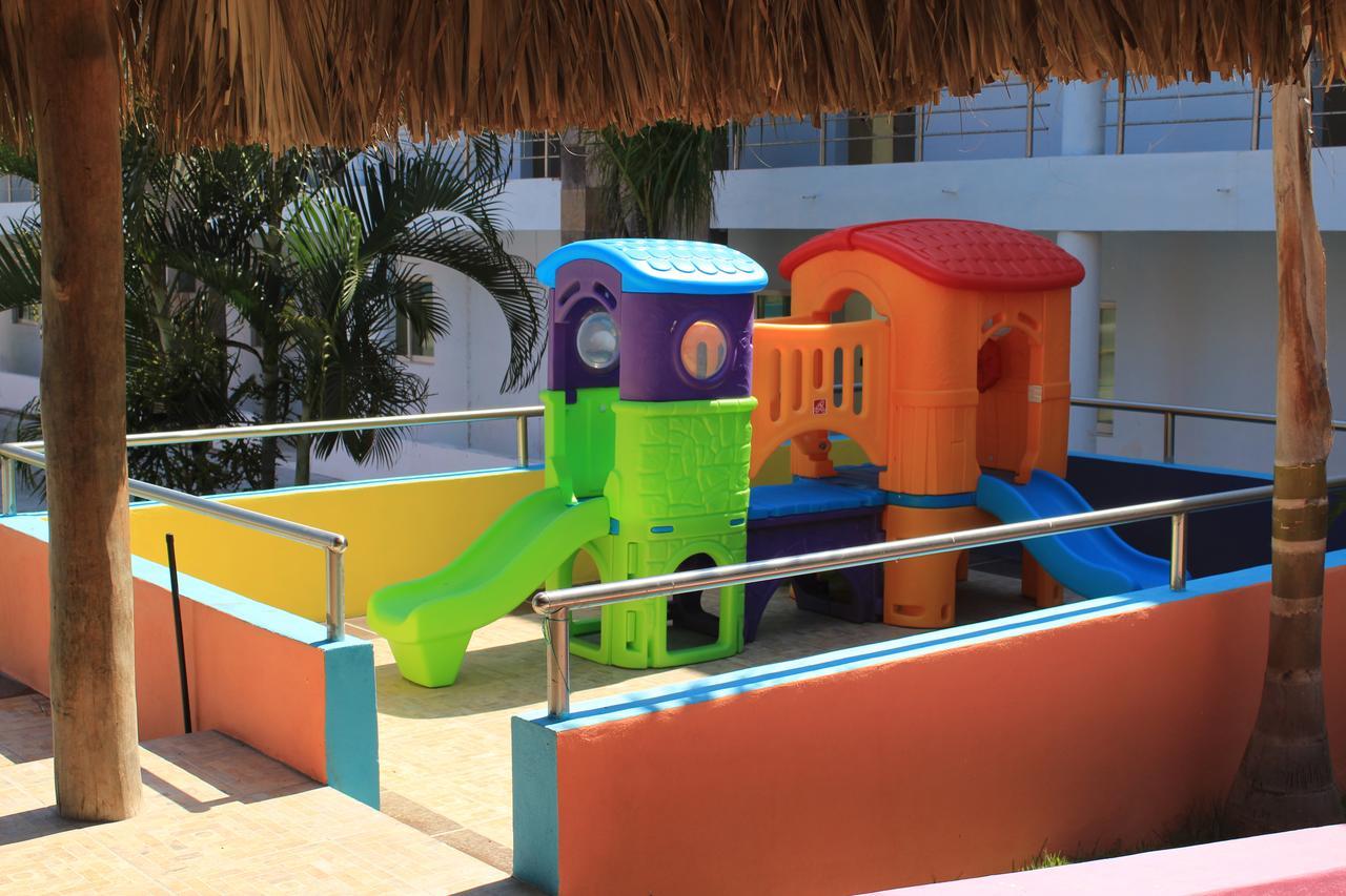 Miami Inn Nuevo Vallarta Exterior photo