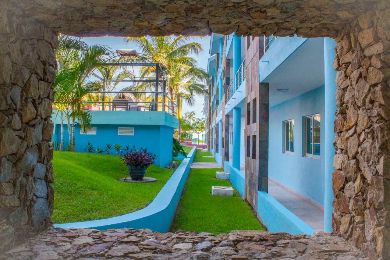 Miami Inn Nuevo Vallarta Exterior photo